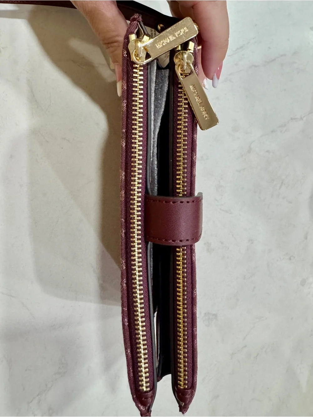 Michael Kors Jet Set Travel Large Double Zip Wristlet Oxblood Metallic Logo - Picture 4 of 5